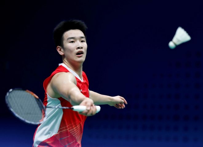 面对强大的 面对强大的