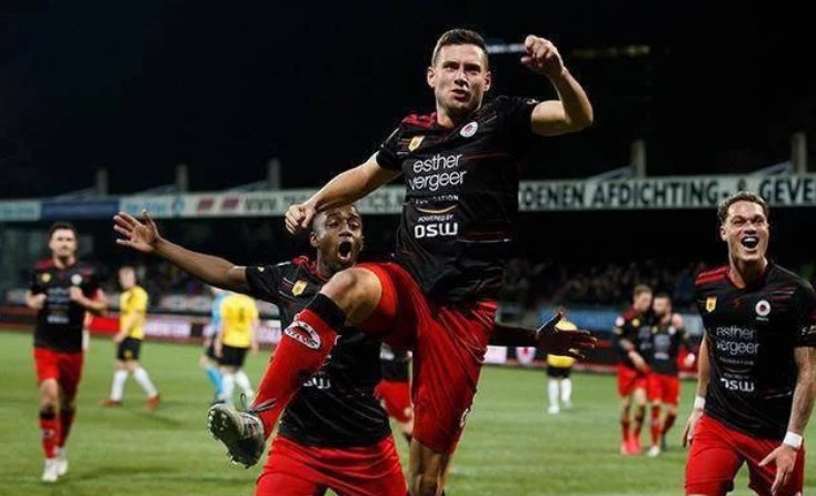 次个人荣誉 次个人荣誉