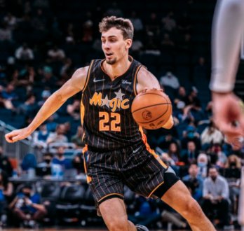 勇士试图重 勇士试图重