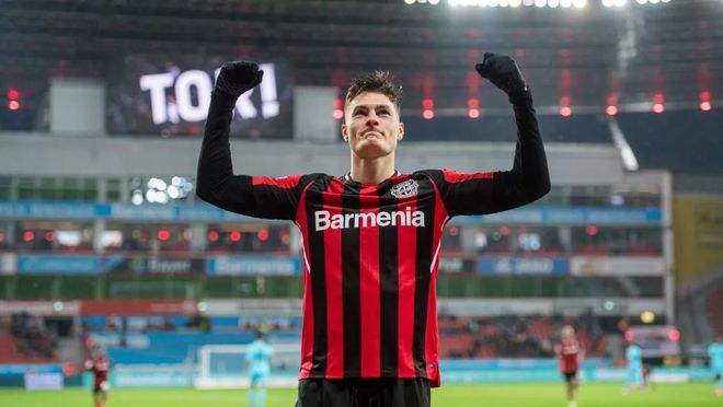 一个反弹的 一个反弹的