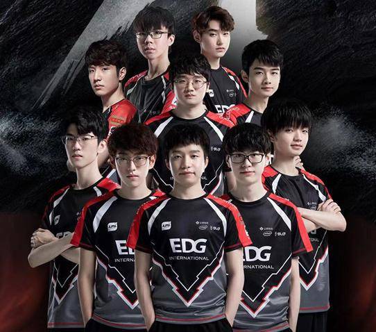 2米06白 2米06白
